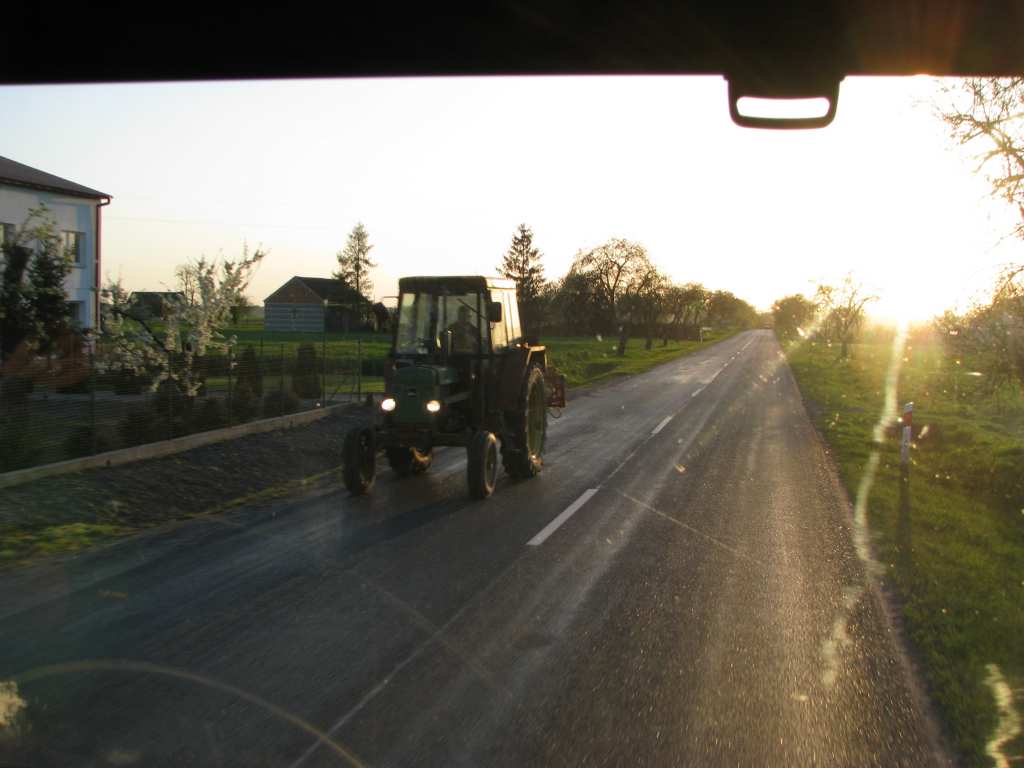 tractor02.jpg